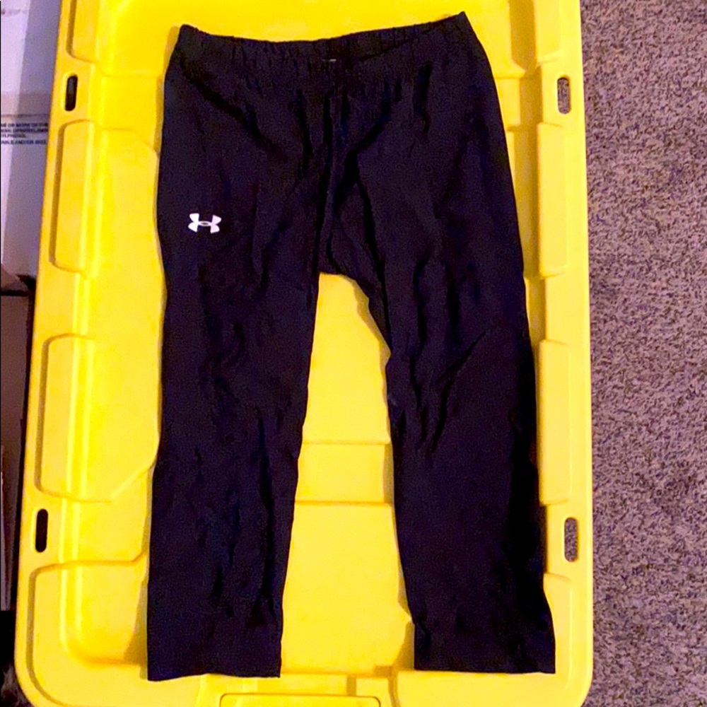 Under armour 3/4 length athletic pants